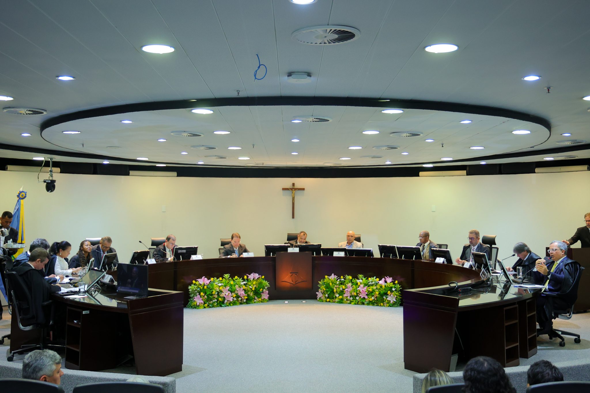 Miniatura de TCDF aprova, com ressalvas, as Contas do Governo de 2023