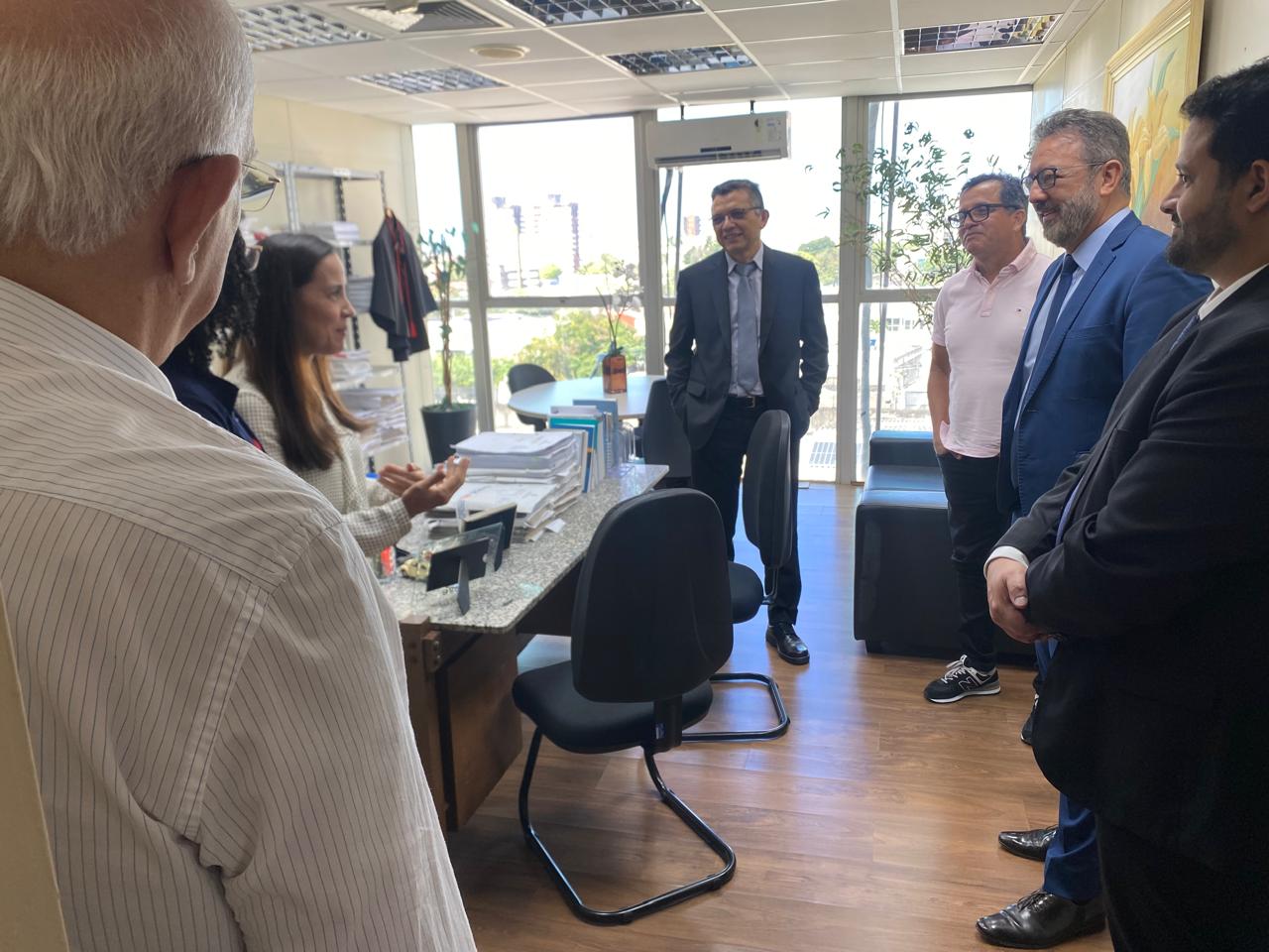 Miniatura de Conselheiro do TCDF coordena visita técnica de avaliação do TCE/AL