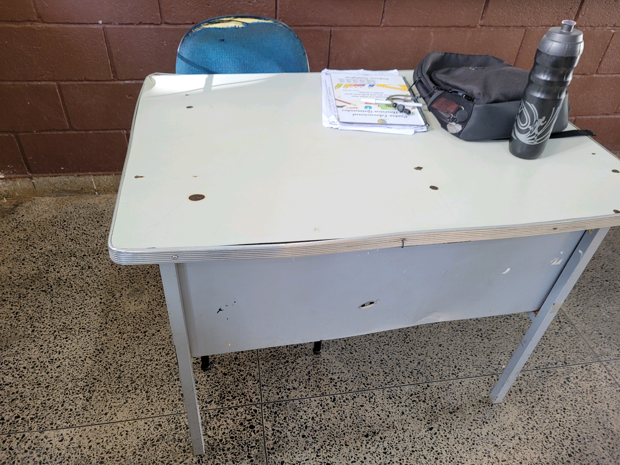 Miniatura de Auditoria do TCDF identifica falhas graves de segurança e problemas de infraestrutura em escolas da rede pública de ensino do DF