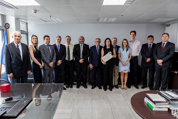 Miniatura de TCDF recebe Declaração de Garantia da Qualidade