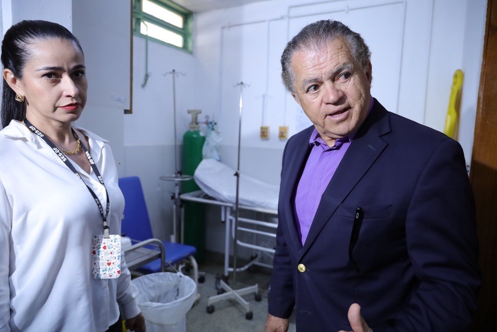 Miniatura de Corregedor do TCDF faz visita técnica à UBS 14 de Ceilândia e encontra estrutura improvisada e sem acessibilidade