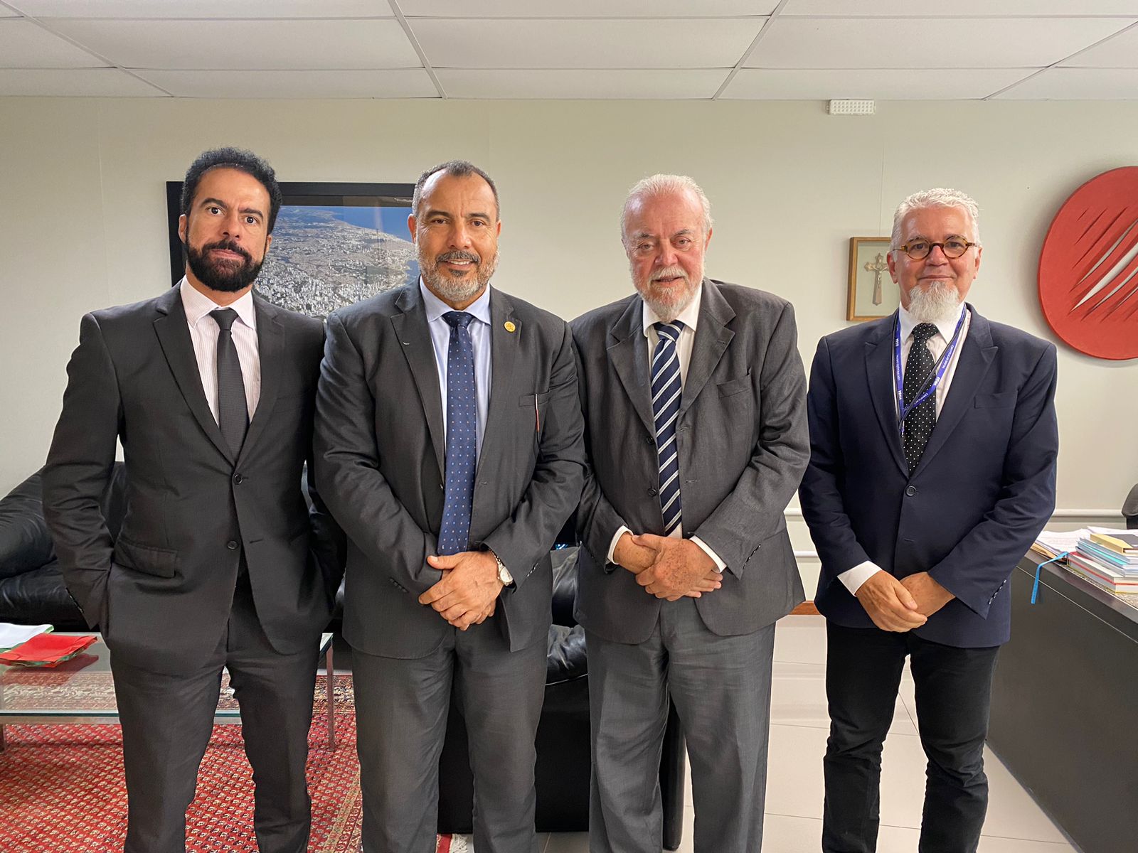 Miniatura de Presidente do TCDF faz visita técnica ao Tribunal de Contas dos Municípios da Bahia